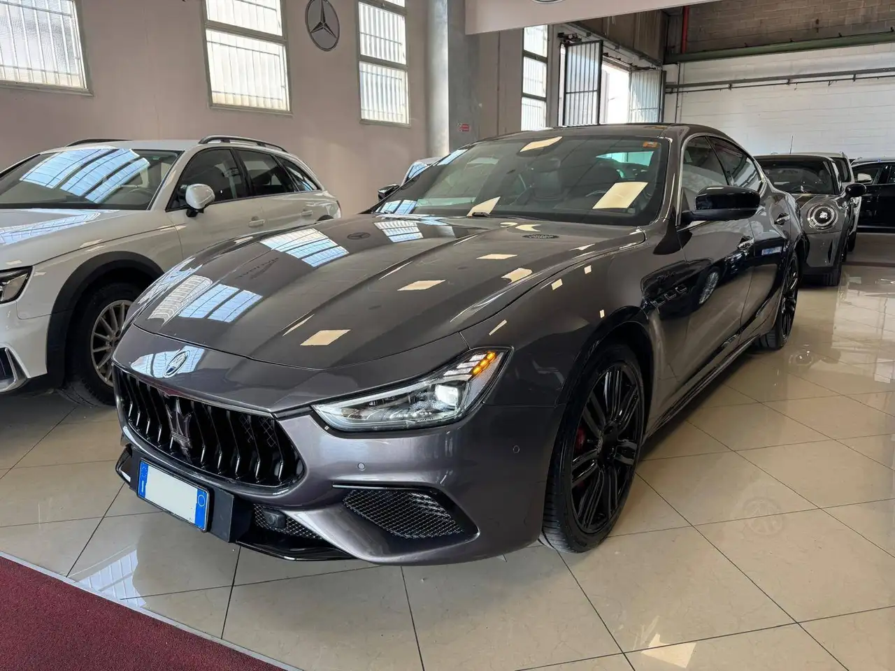 Maserati Ghibli Ghibli III 3.0 V6 Modena 350cv rwd auto — photo 1 of 15