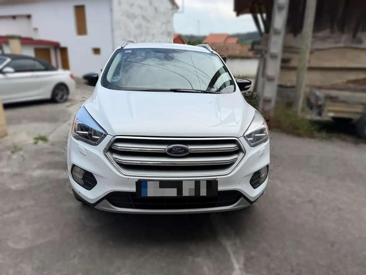 Ford Kuga 1.5TDCi Auto S&S Titanium 4x2 120 — photo 1 of 19