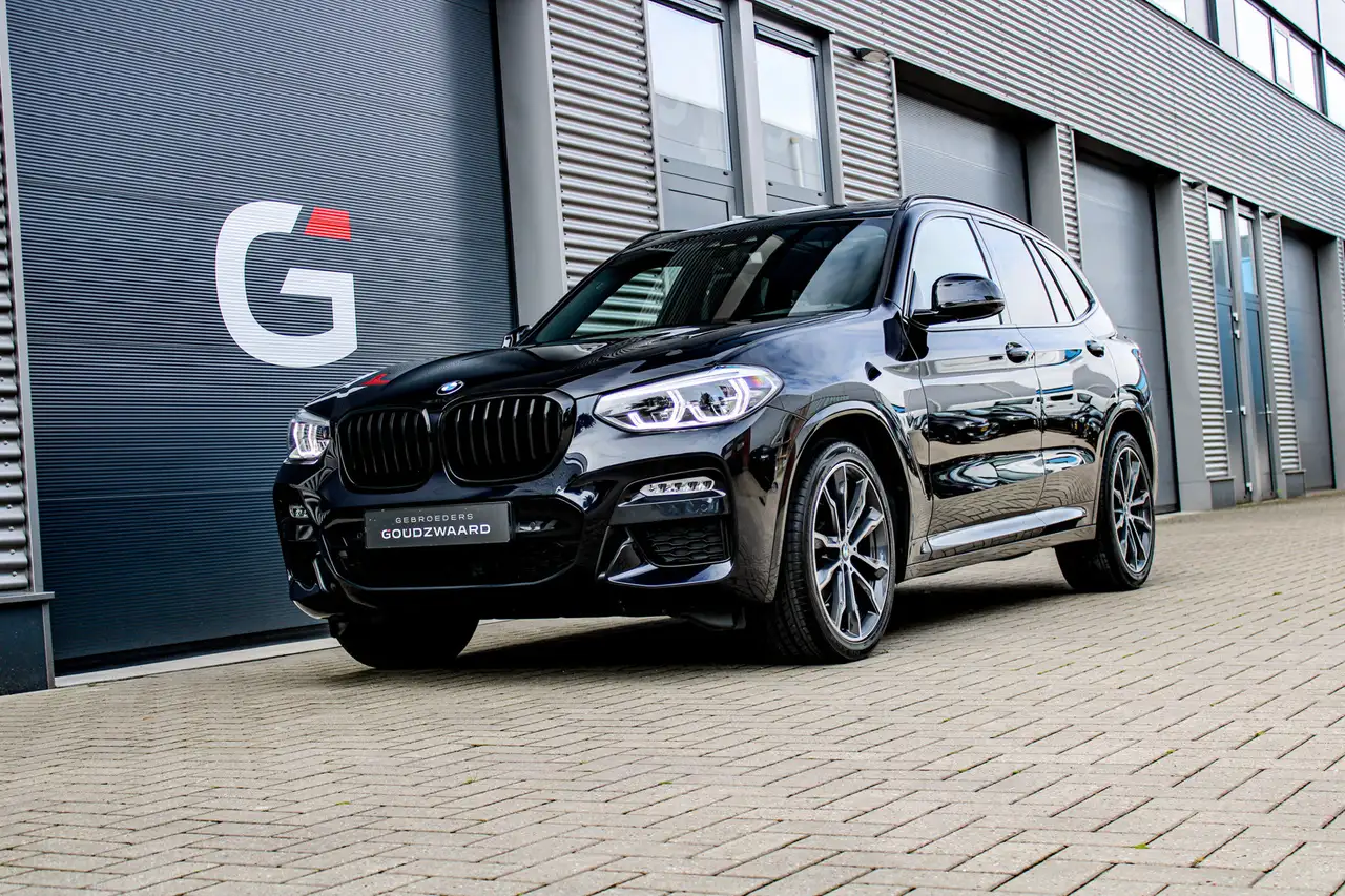 BMW X3 SDrive20i High Executive M-Sport | Pano | Head-up — photo 1 of 27