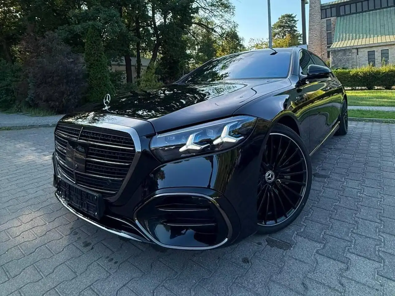 Mercedes-Benz S 450 S 450 d NEUES MODELL AMG — photo 1 of 17