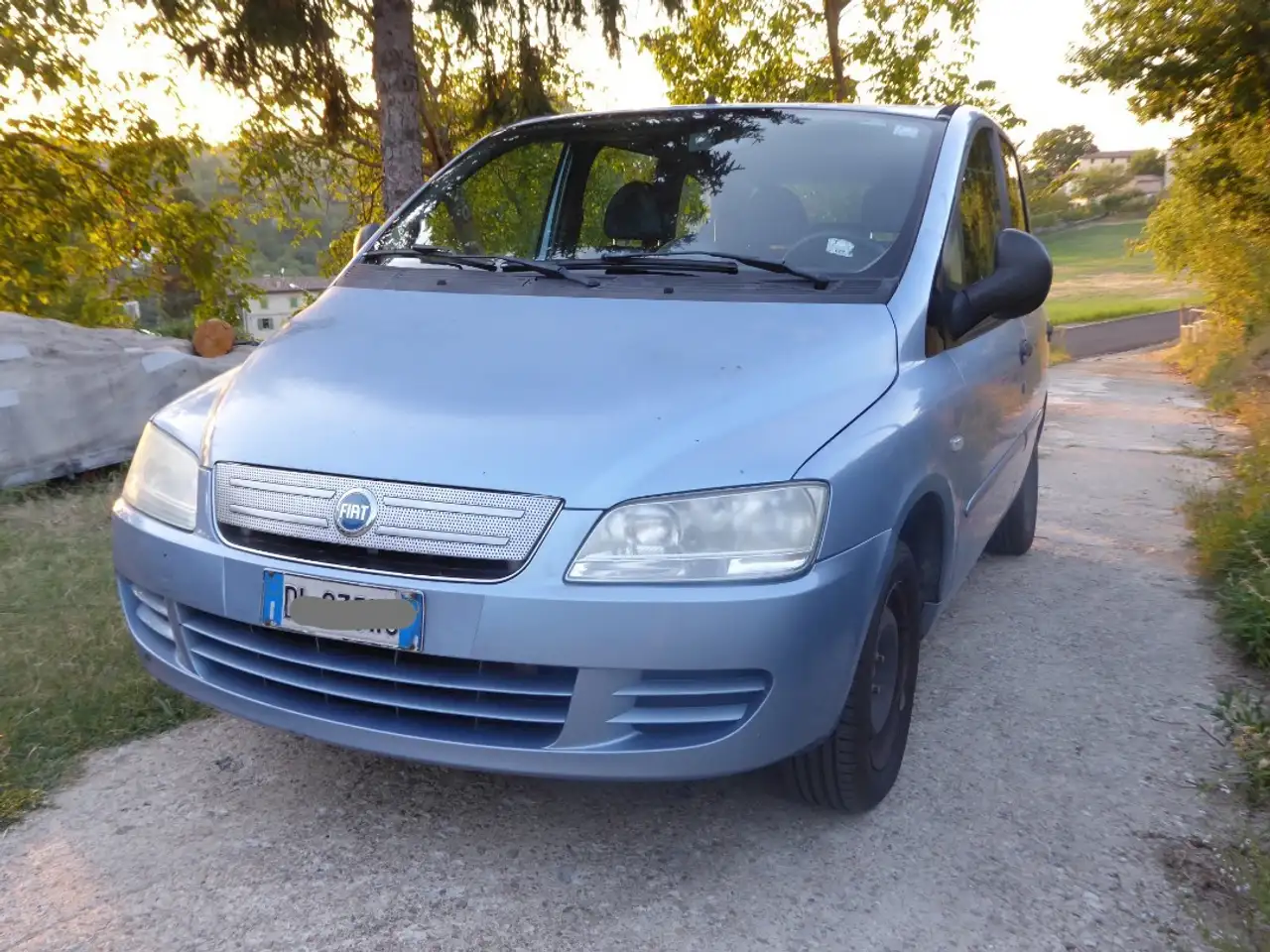 Fiat Multipla 1.6 16v natural power Dynamic — photo 1 of 11