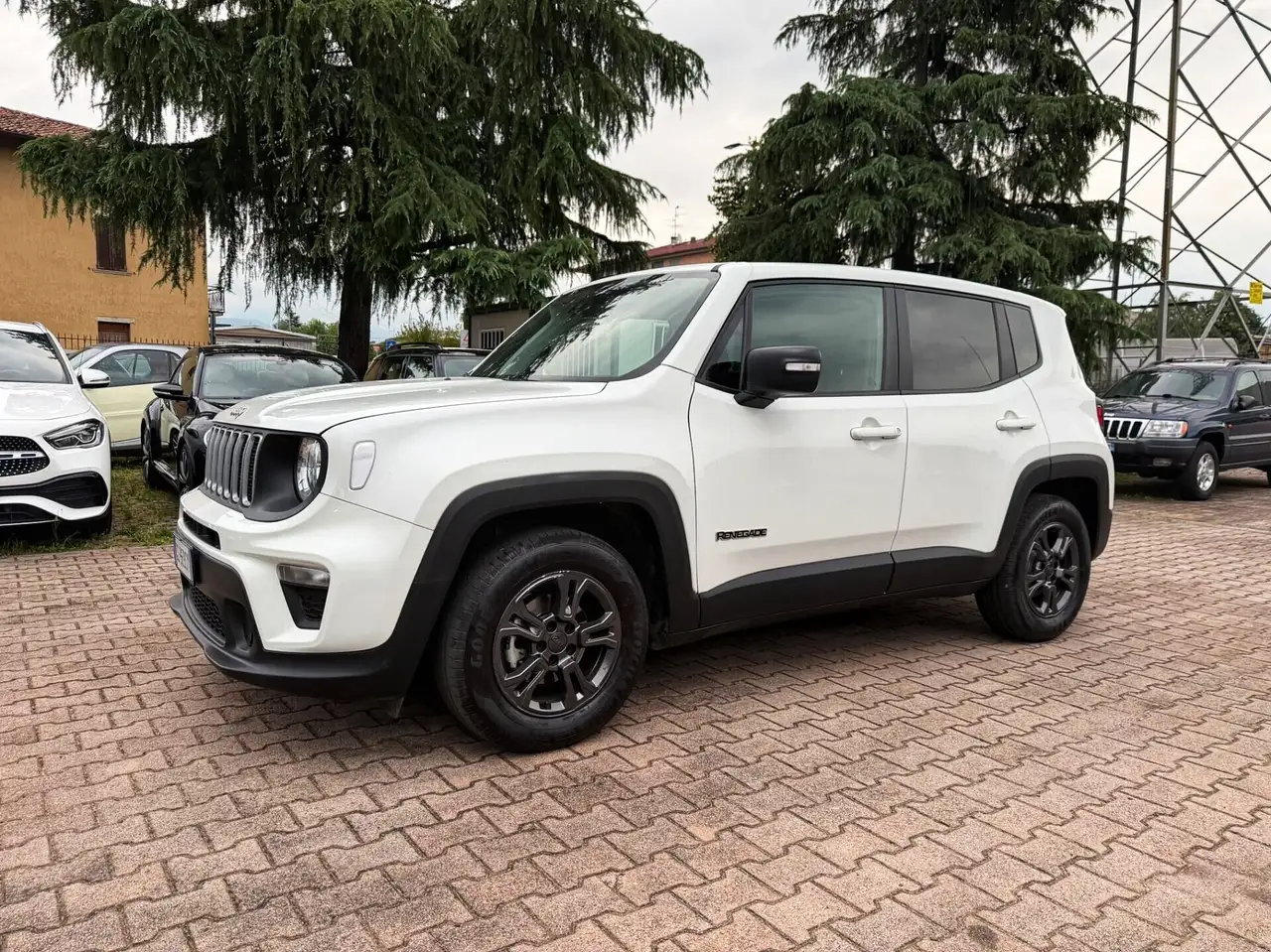 Jeep Renegade Renegade 1.0 T3 Limited OK NEOPATENTATI SENSORI PD — photo 1 of 15