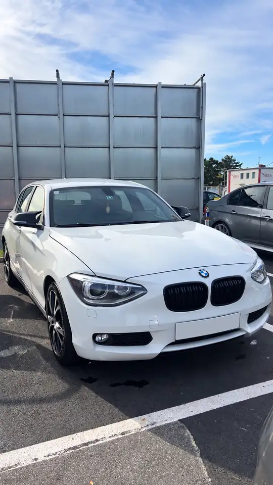 BMW 116 116d — photo 1 of 9