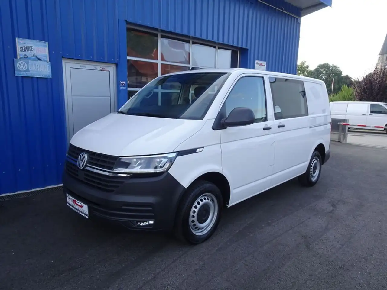 Volkswagen T6.1 Transporter /Doka KR 2,0 TDI 5-Sitze — photo 1 of 16