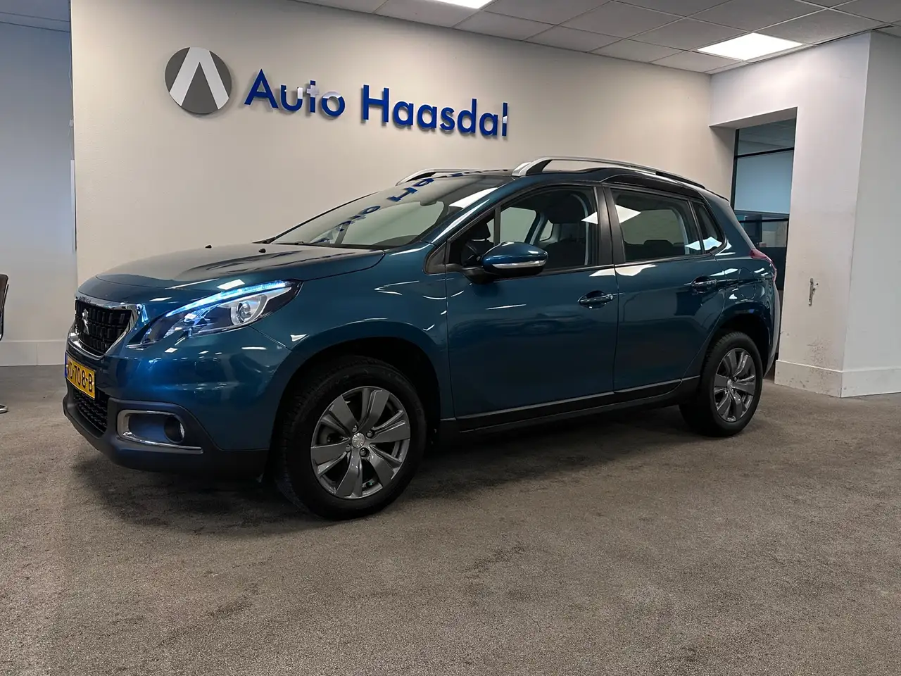 Peugeot 2008 1.2|PERFECTE STAAT|1E EIG|24.492km|NAP|ALLE OPTIES — photo 1 of 24