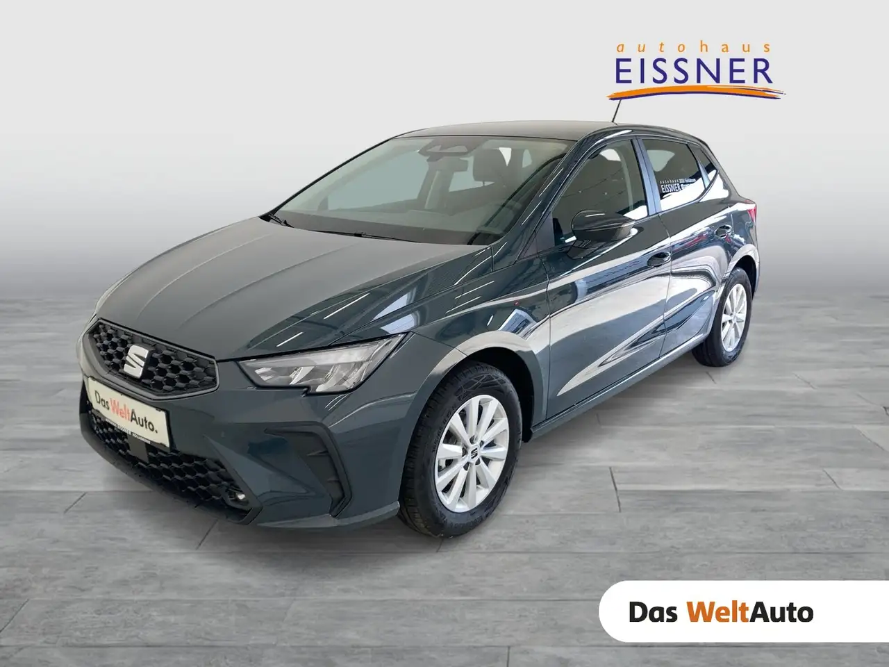 SEAT Ibiza Reference 1.0 80PS — photo 1 of 11