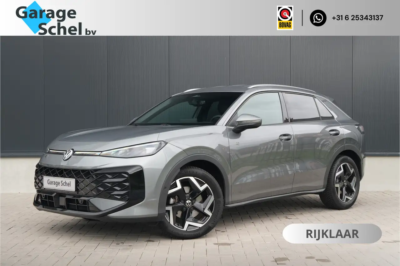 Volkswagen T-Roc 1.5 TSI R-Line Edition 150pk - ACC - Blindspot - N — photo 1 of 40