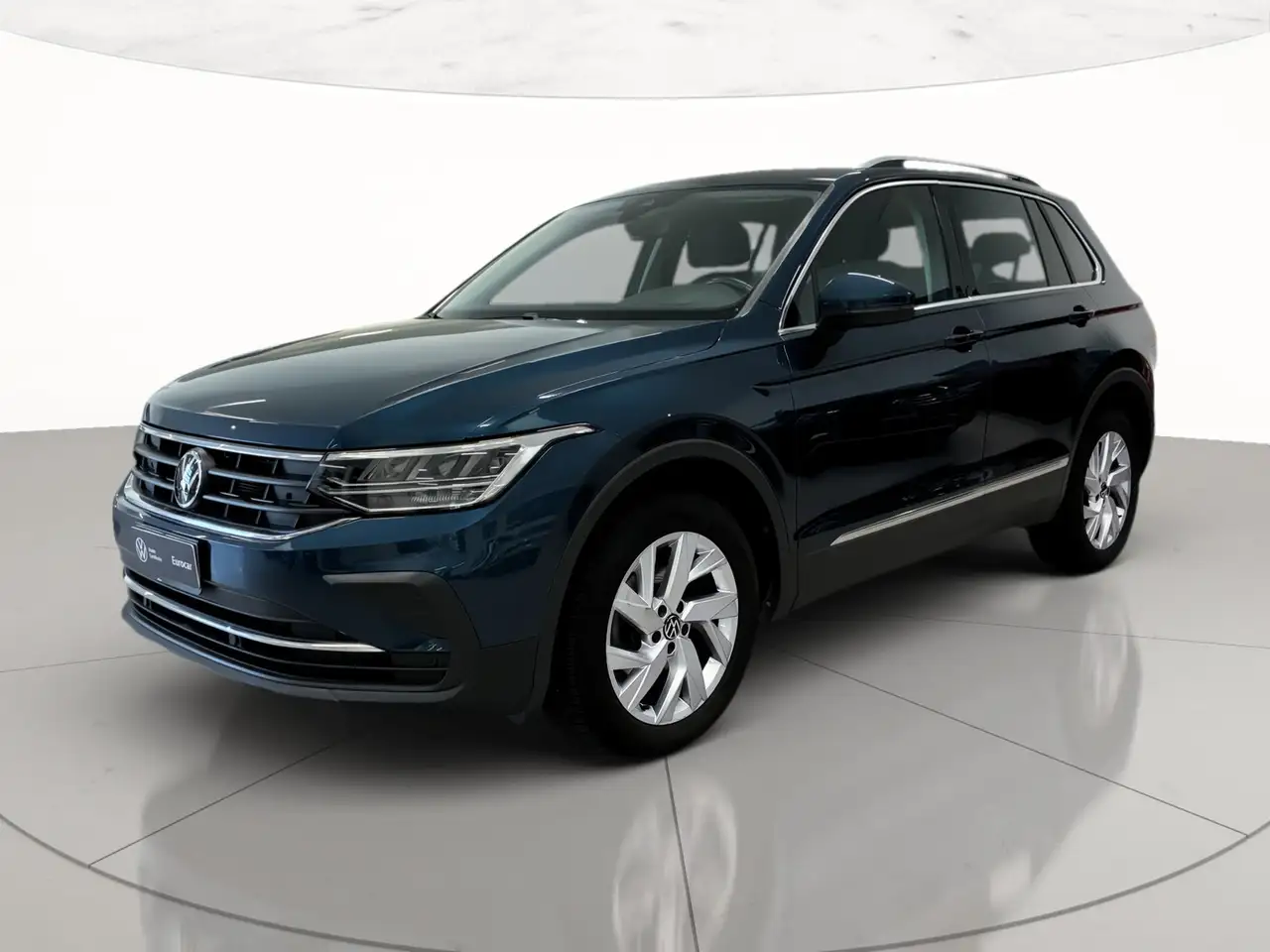 Volkswagen Tiguan 2.0 tdi life 4motion 150cv dsg — photo 1 of 15