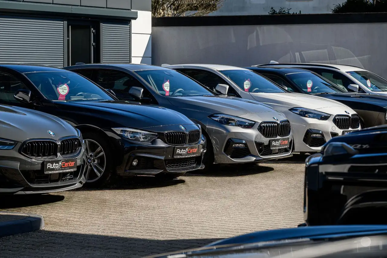BMW 325 i xDrive Coupe M-Paket*KW-G.*19 Z.*H&K* — photo 1 of 4