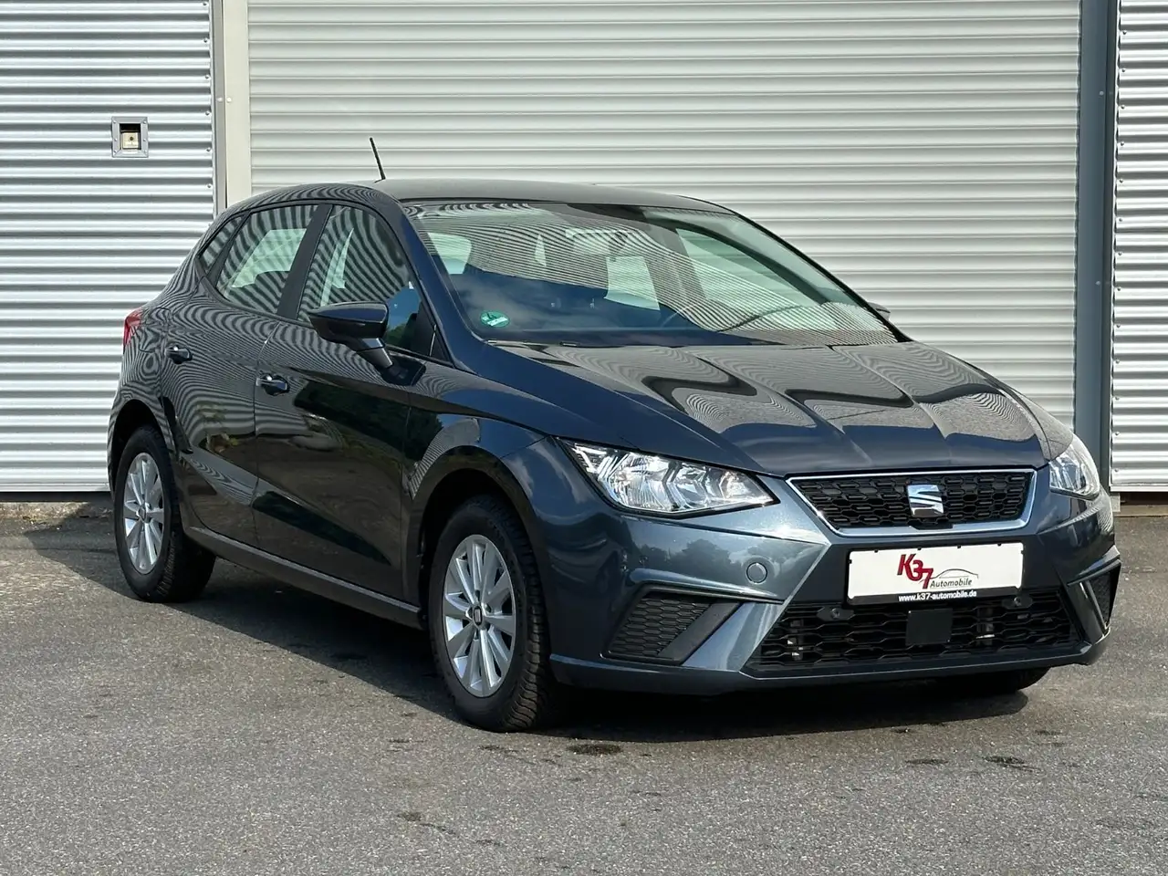 SEAT Ibiza Edition "Style" *Navi*Kamera*Tempomat*95PS — photo 1 of 19