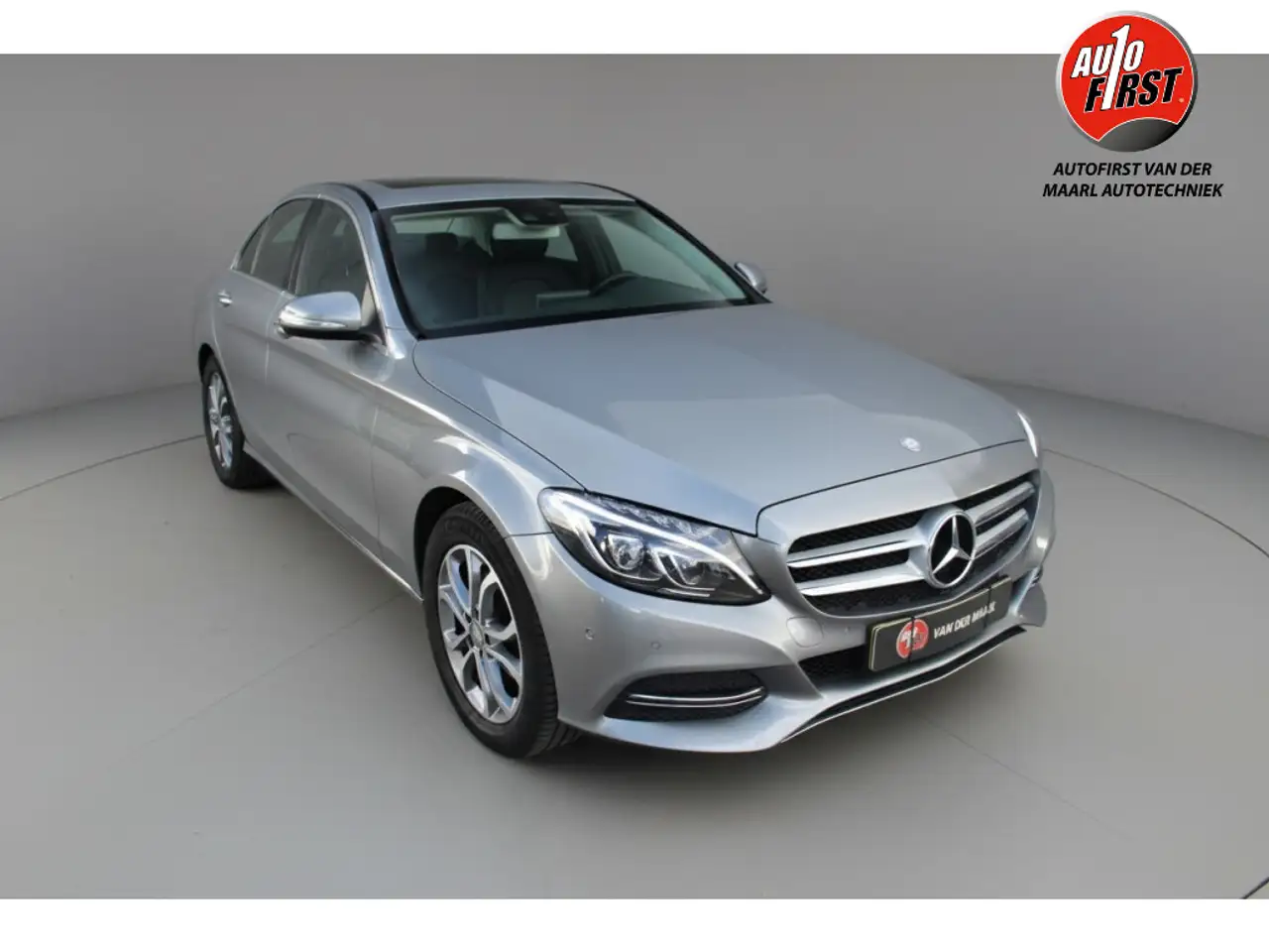Mercedes-Benz C 180 Ambition — photo 1 of 26