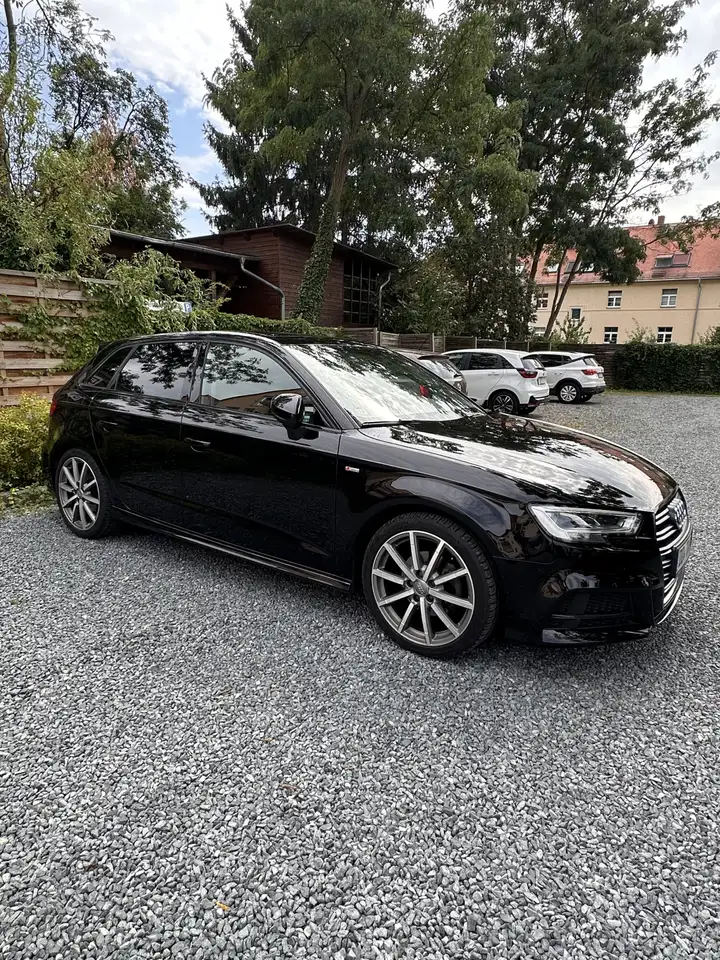 Audi A3 sport — photo 1 of 7