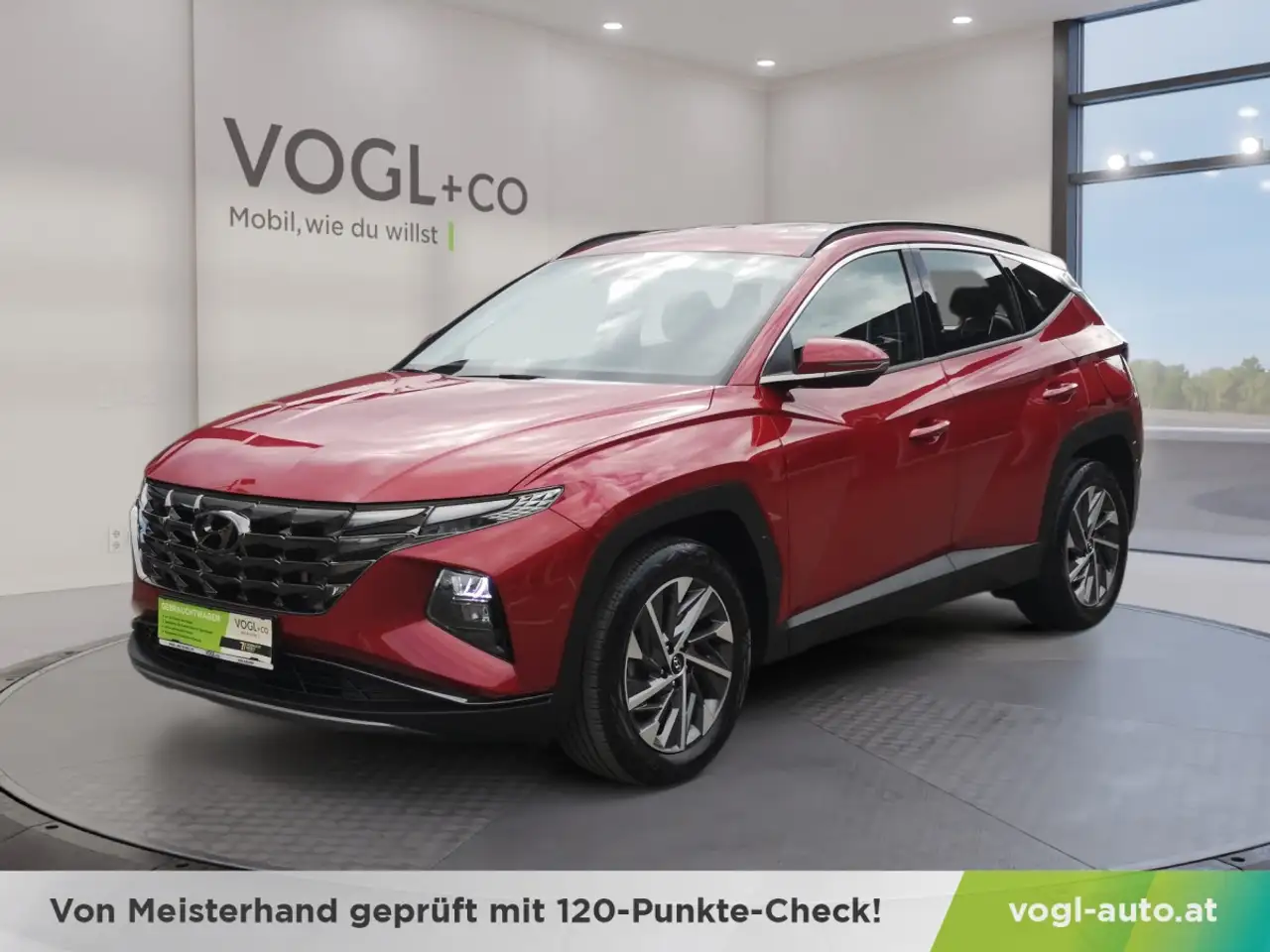 Hyundai TUCSON NX4 Smart Line 1,6 T-GDi 2WD 150PS — photo 1 of 19