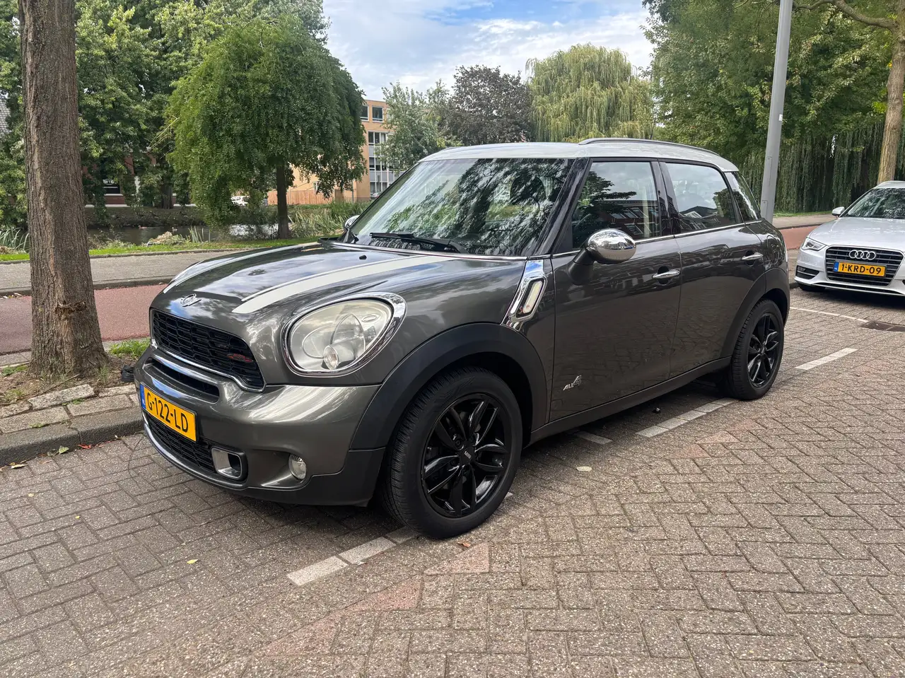 MINI Countryman S All4 Countryman S All4 1.6 — photo 1 of 27