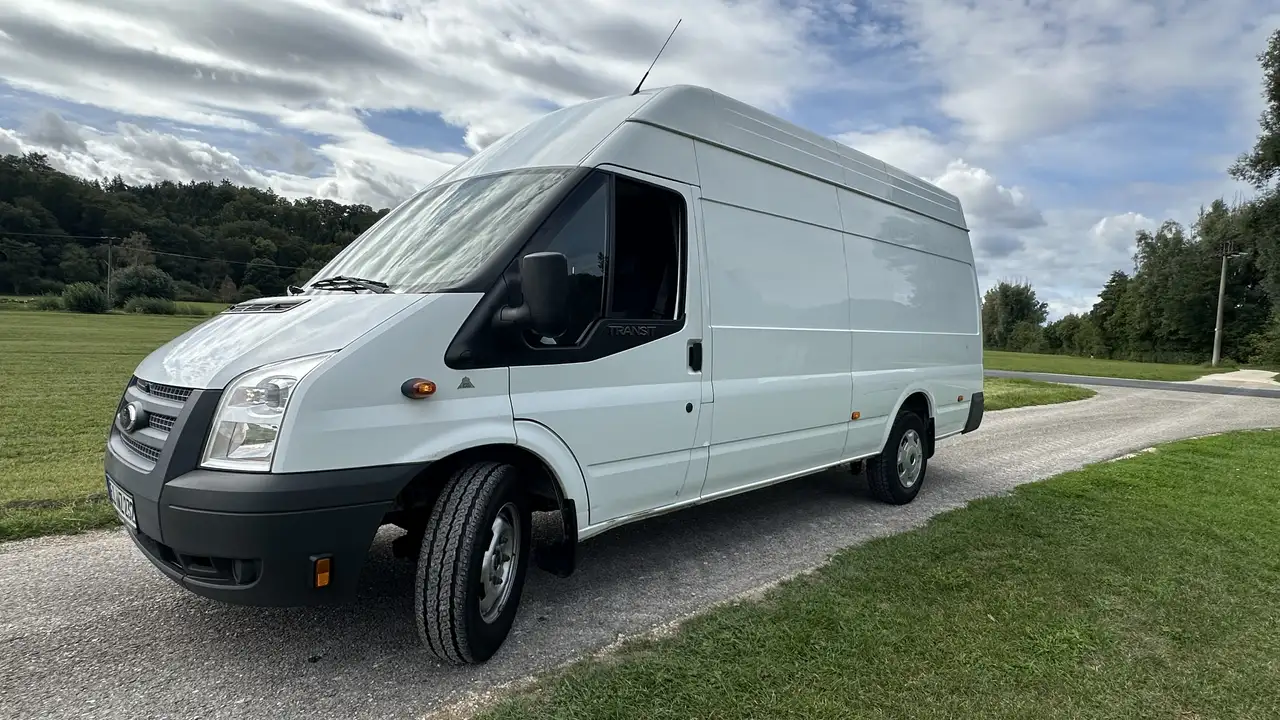 Ford Transit 350 EL (HD) TDCi HA S&S Basis — photo 1 of 9