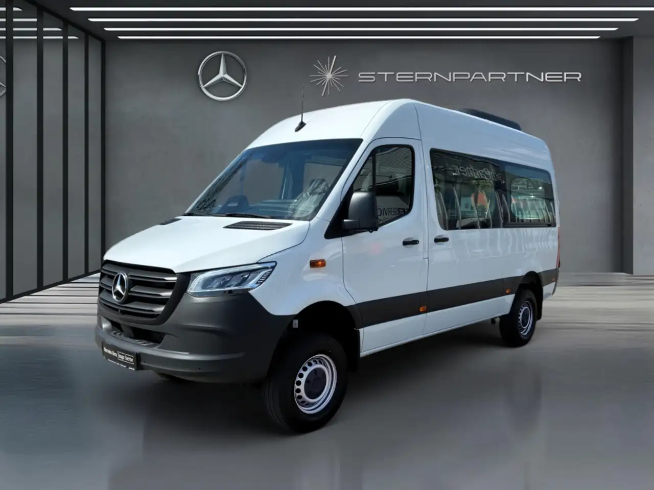 Mercedes-Benz Sprinter 419 CDI Kasten L2H2 4x4 LED+Dachklima — photo 1 of 23