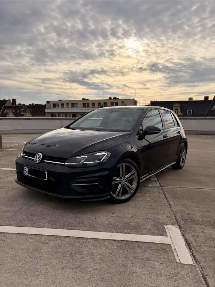Volkswagen Golf 1.5 TSI ACT (BlueMotion Technology) DSG Highline — photo 1 of 16