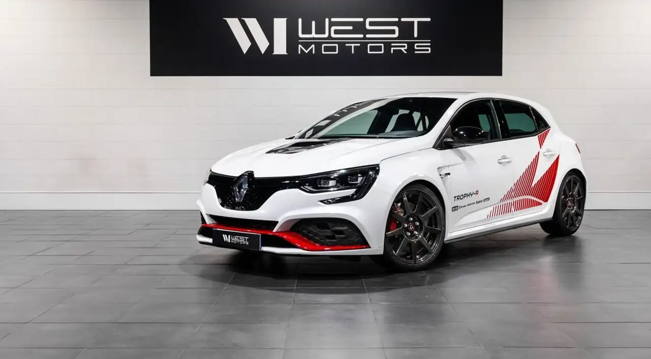 Renault Megane Mégane 4 RS Trophy-R 1.8 300 – IMMAT France Jantes Carbone Cam recul 734E-Mois — photo 1 of 35