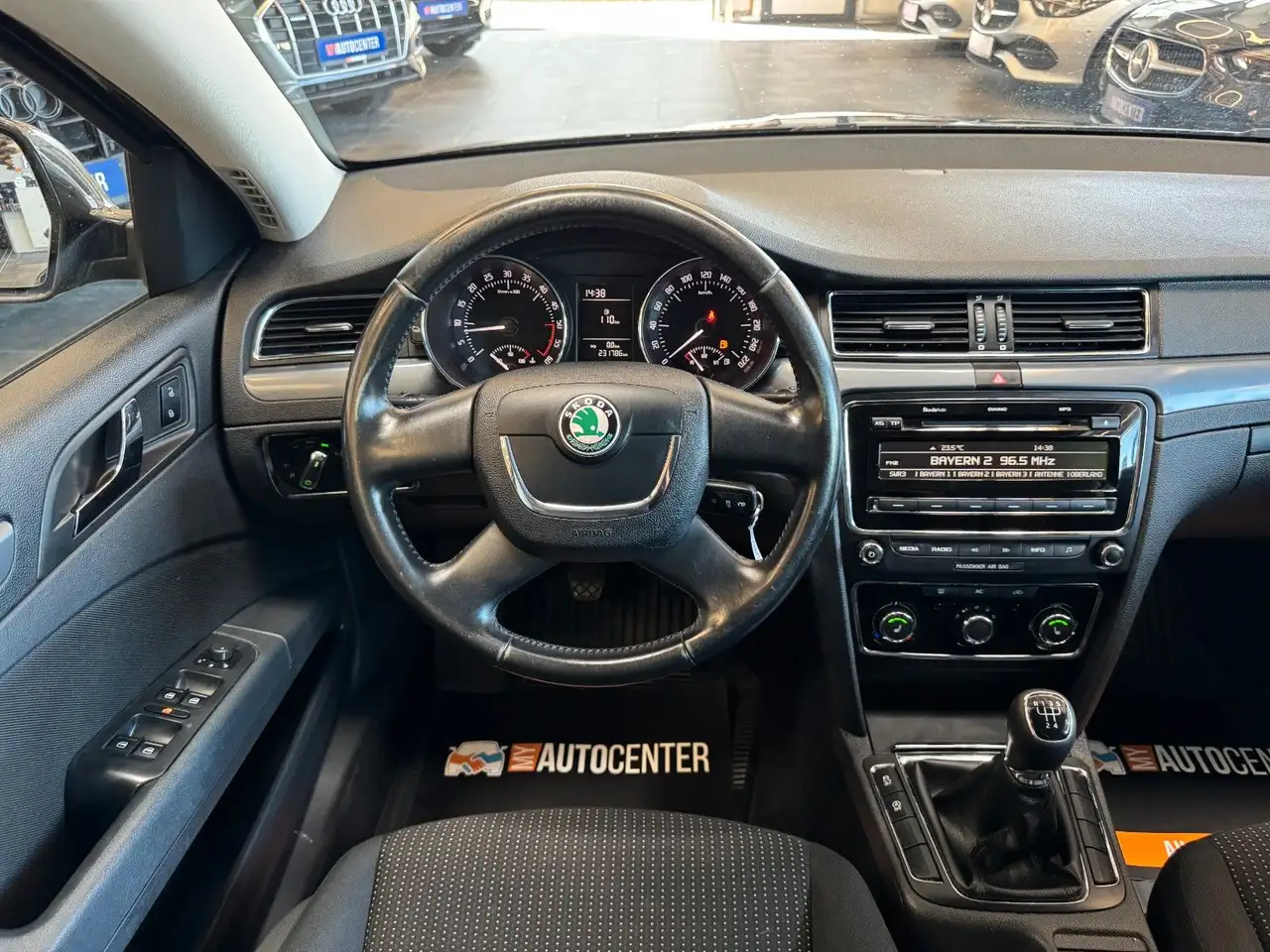 2013 Skoda Superb Combi *1.HAND*KLIMA*SZHZ*ZV*BC*TÜVNEU*, photograph 7