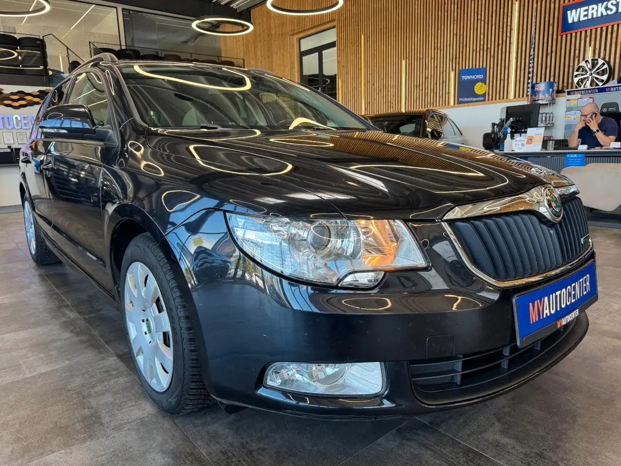2013 Skoda Superb Combi *1.HAND*KLIMA*SZHZ*ZV*BC*TÜVNEU*, photograph 3