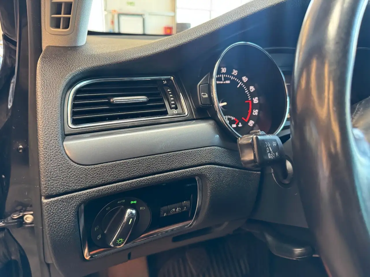 2013 Skoda Superb Combi *1.HAND*KLIMA*SZHZ*ZV*BC*TÜVNEU*, photograph 11
