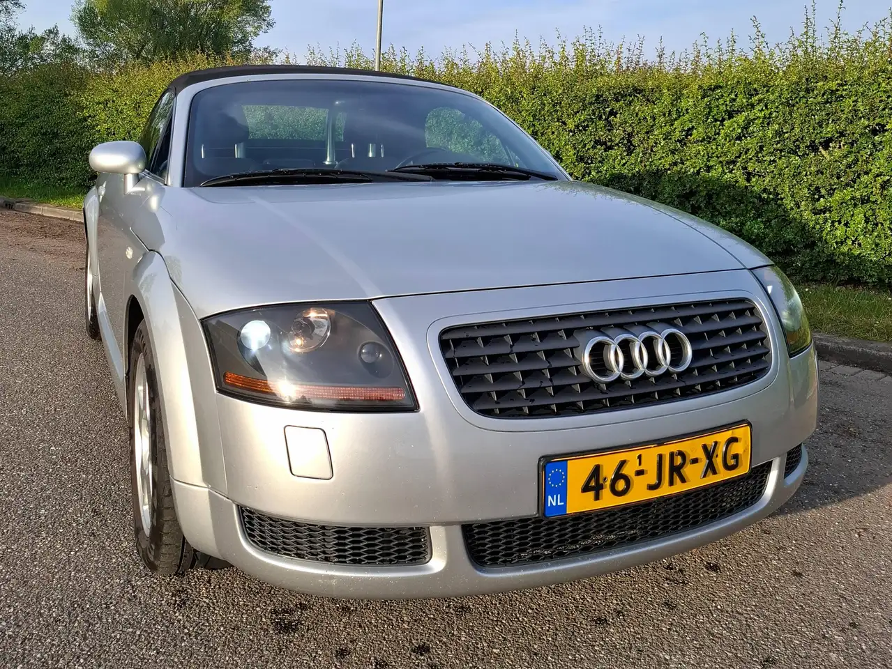 Audi TT TT 1.8 5V Turbo — photo 1 of 18