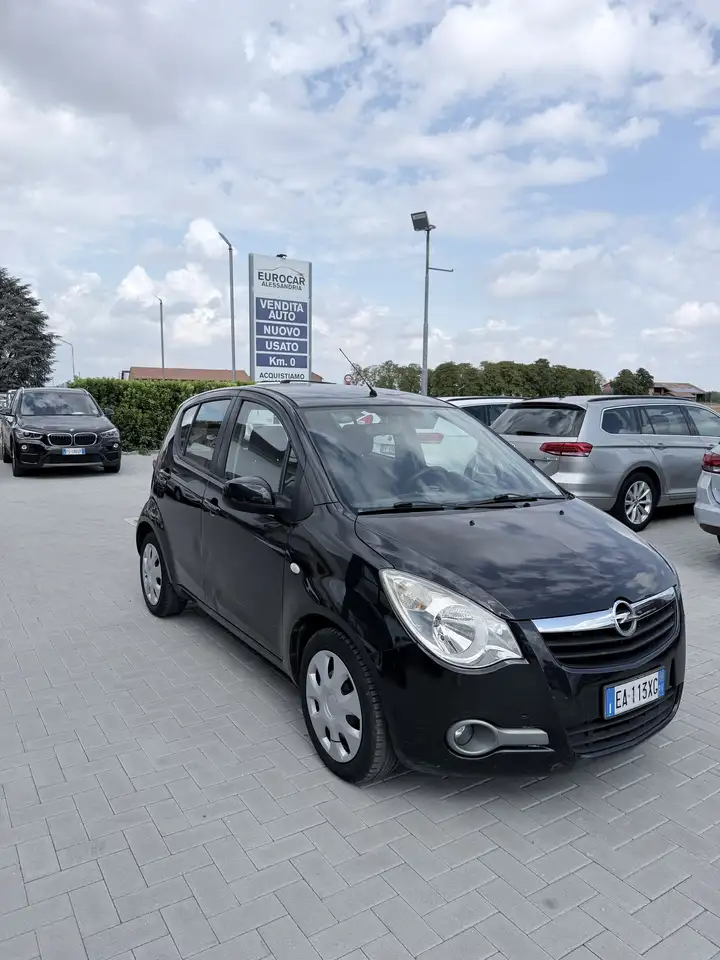 Opel Agila 1.0 12v Enjoy 65cv — photo 1 of 6