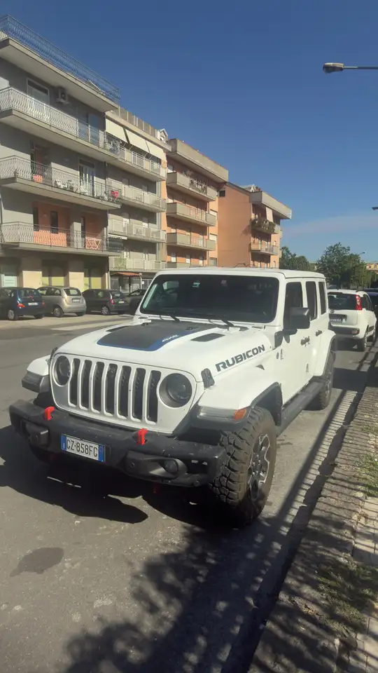 Jeep Wrangler Wrangler IV Unlimited 4xe Unlimited 2.0 atx phev Rubicon 4xe auto — photo 1 of 6