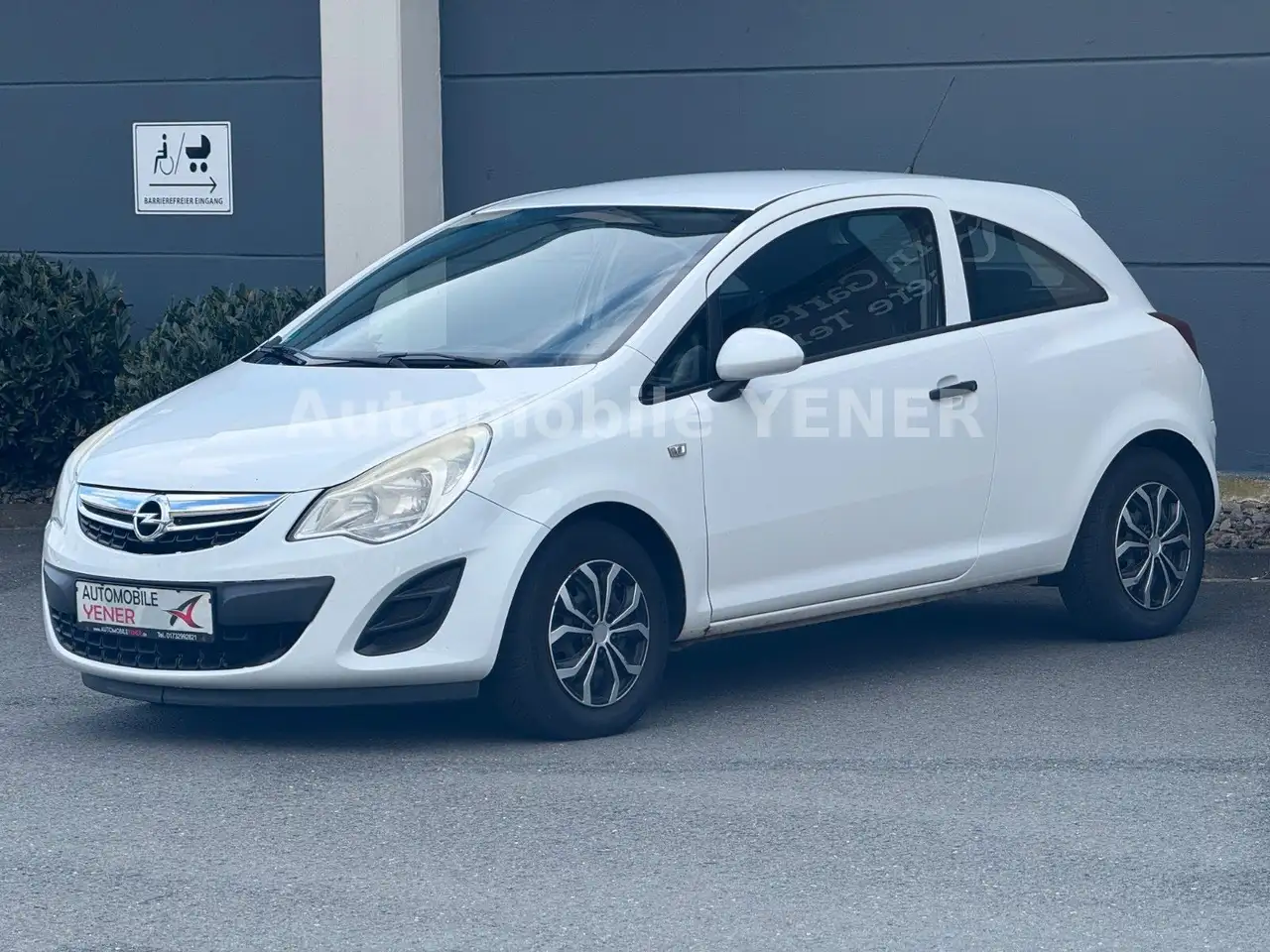 Opel Corsa D 1.2 Selection Klima *SERVICE u. TÜV NEU* — photo 1 of 15