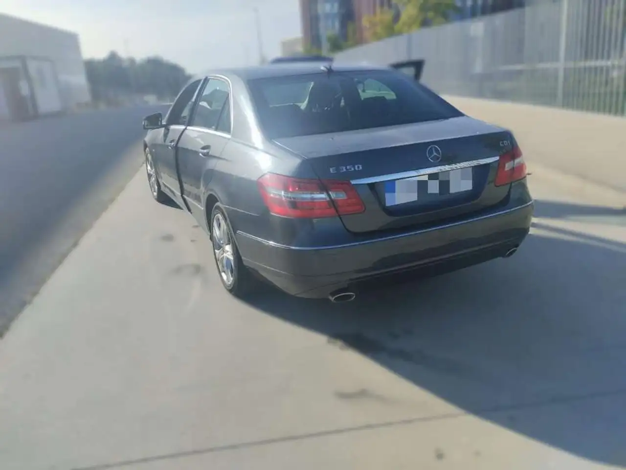 Mercedes-Benz E 350 350CDI BE Avantgarde Aut. — photo 1 of 14