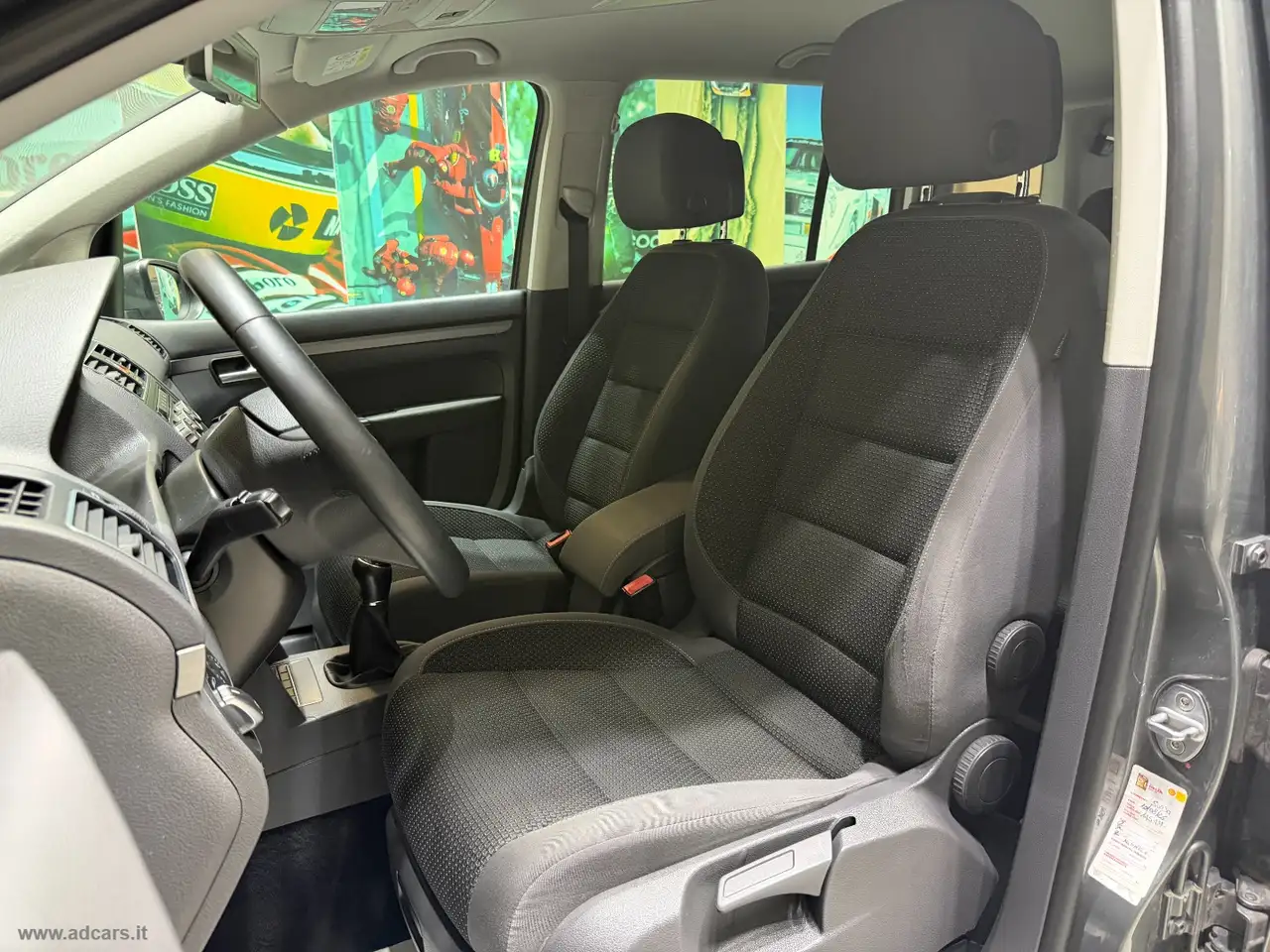 2015 Volkswagen Touran Business 1.6 TDI Comfortline BMT *7 POSTI*, photograph 4