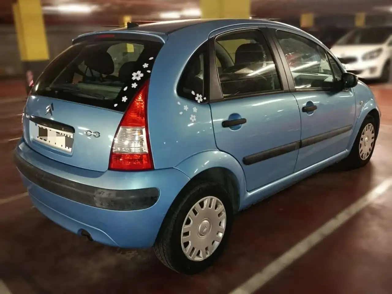 Citroen C3 1.4i Audace — photo 1 of 8