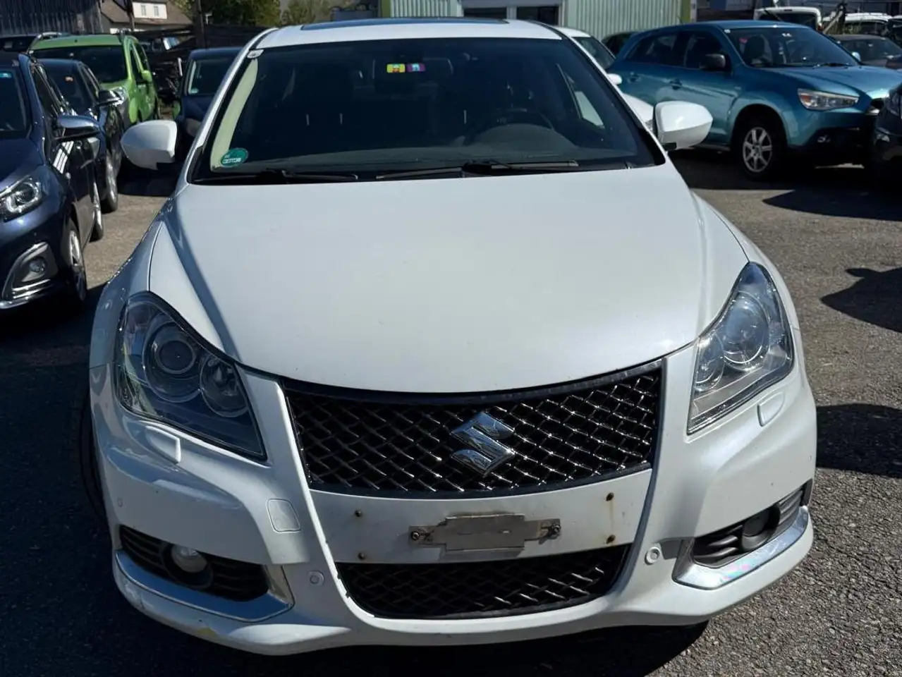 Suzuki Kizashi Sport / getriebeproblem — photo 1 of 11