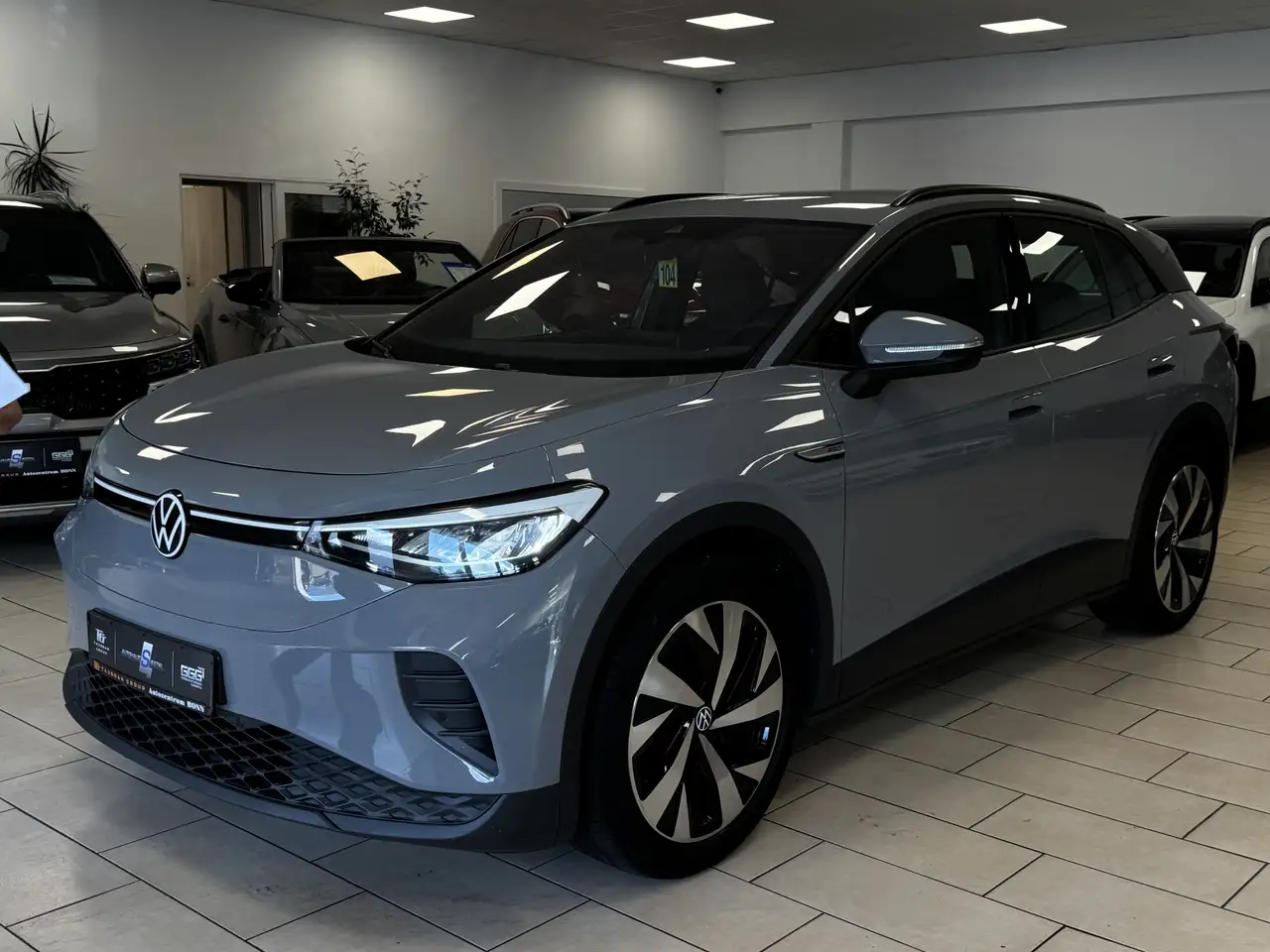 Volkswagen ID.4 Pro Performance Ambiente ACC 82 kWh LED DAB — photo 1 of 24