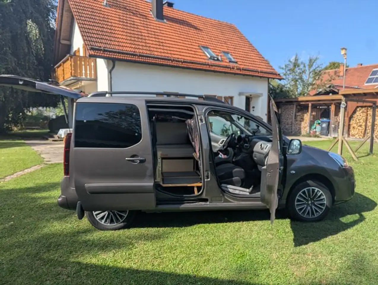 Peugeot Partner Partner Tepee 110 Stop — photo 1 of 13