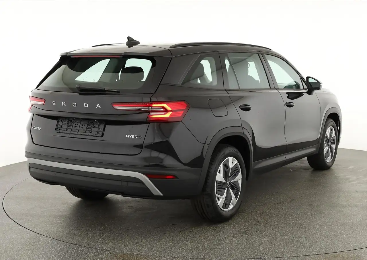 Skoda Kodiaq 1.5 TSI mHEV 110 kW Selection DSG Selection, AH... — photo 1 of 40