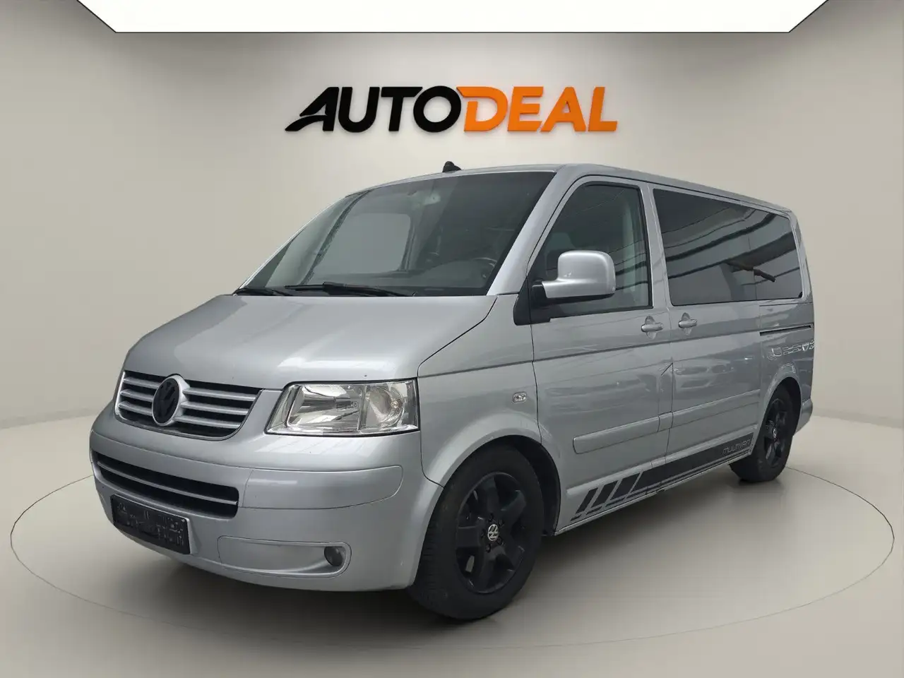 Volkswagen T5 Multivan *PDC*AHK*MFL*SHZ*NAVI*TÜV06/2028* — photo 1 of 20