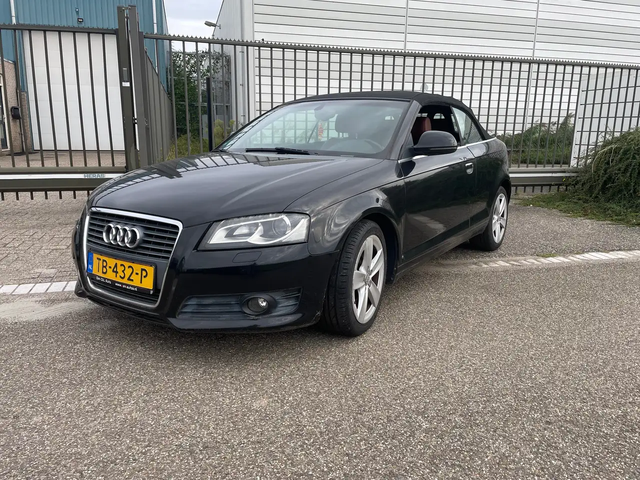 Audi A3 A3 1.8 TFSI motor storing !!! — photo 1 of 11