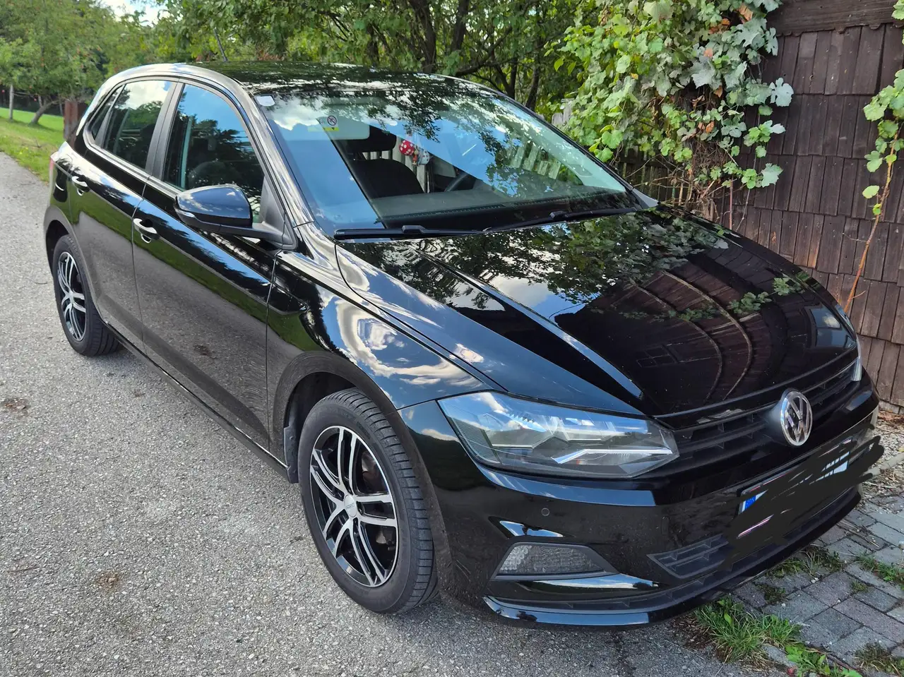 Volkswagen Polo Polo 1,0 Austria Austria — photo 1 of 7