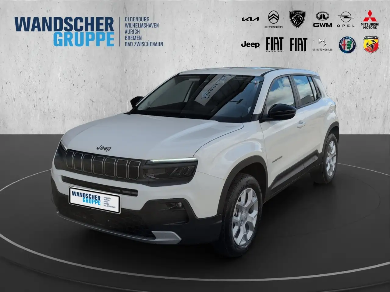 Jeep Avenger 1.2 e-Hybrid Altitude ''LED''ACC''PDC'' — photo 1 of 15
