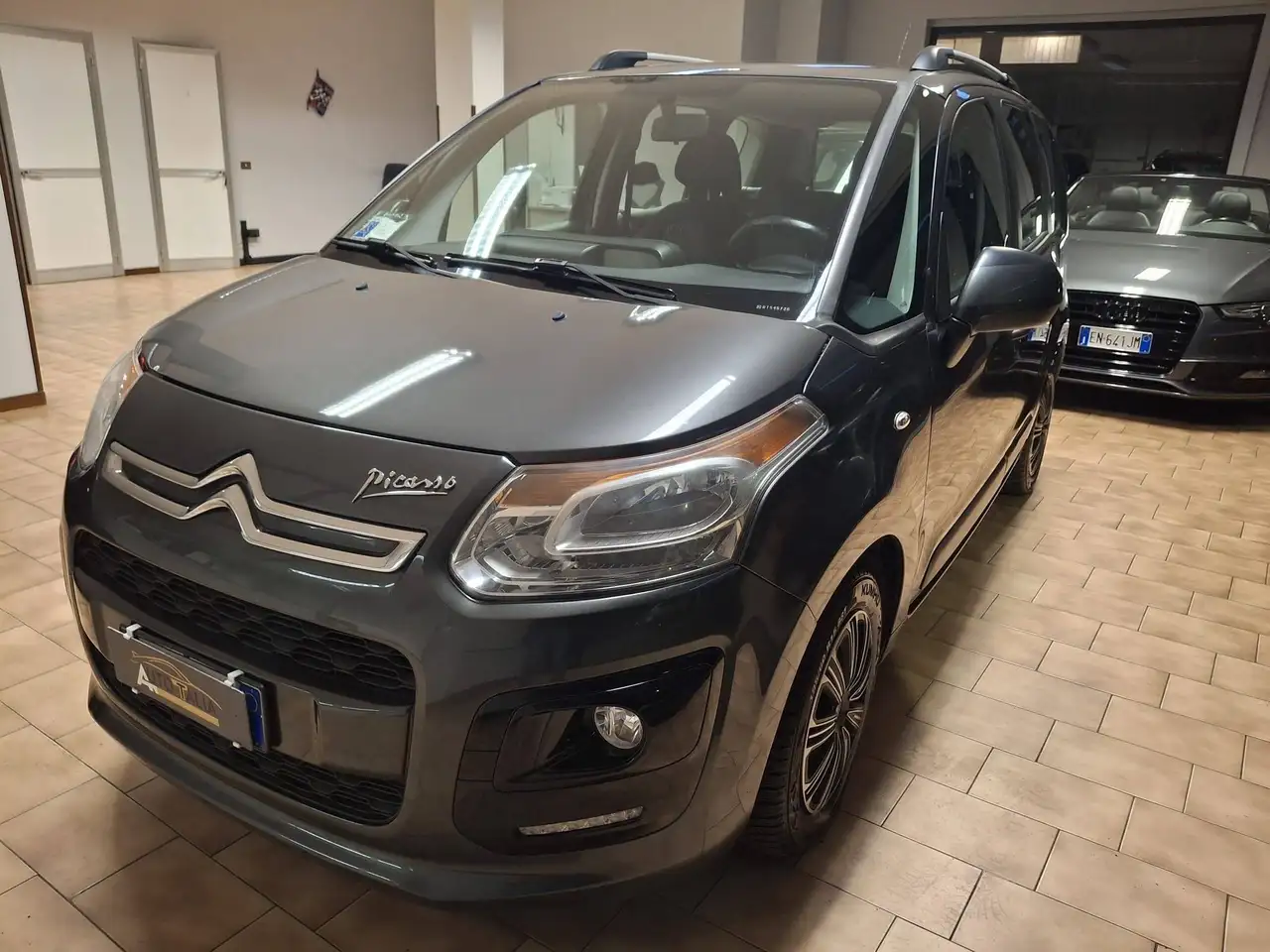Citroen C3 Picasso 1.6 hdi *CINGHIA FATTA*NEOPATENTATI — photo 1 of 14