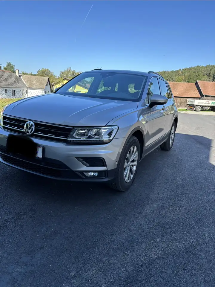 Volkswagen Tiguan 2,0 TDI SCR 4Motion Comfortline DSG — photo 1 of 8