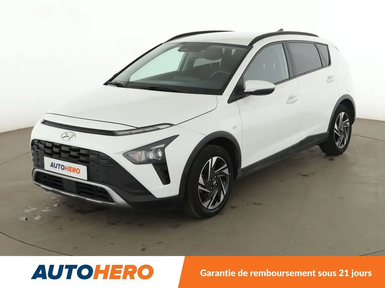 Hyundai BAYON 1.0 T-GDi Hybrid 48V Intuitive — photo 1 of 32