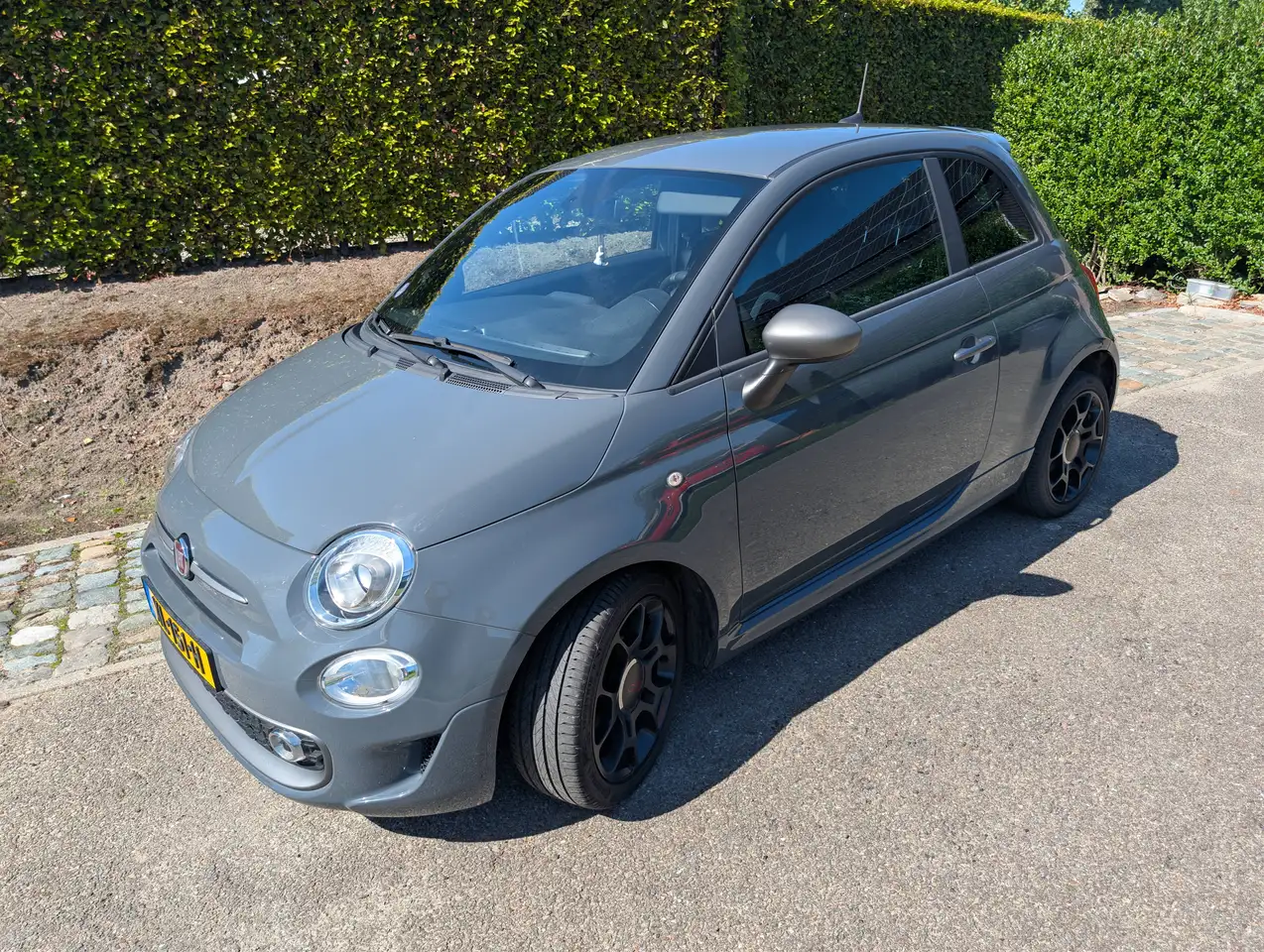 Fiat 500 500 0.9 TwinAir T Sp. — photo 1 of 15