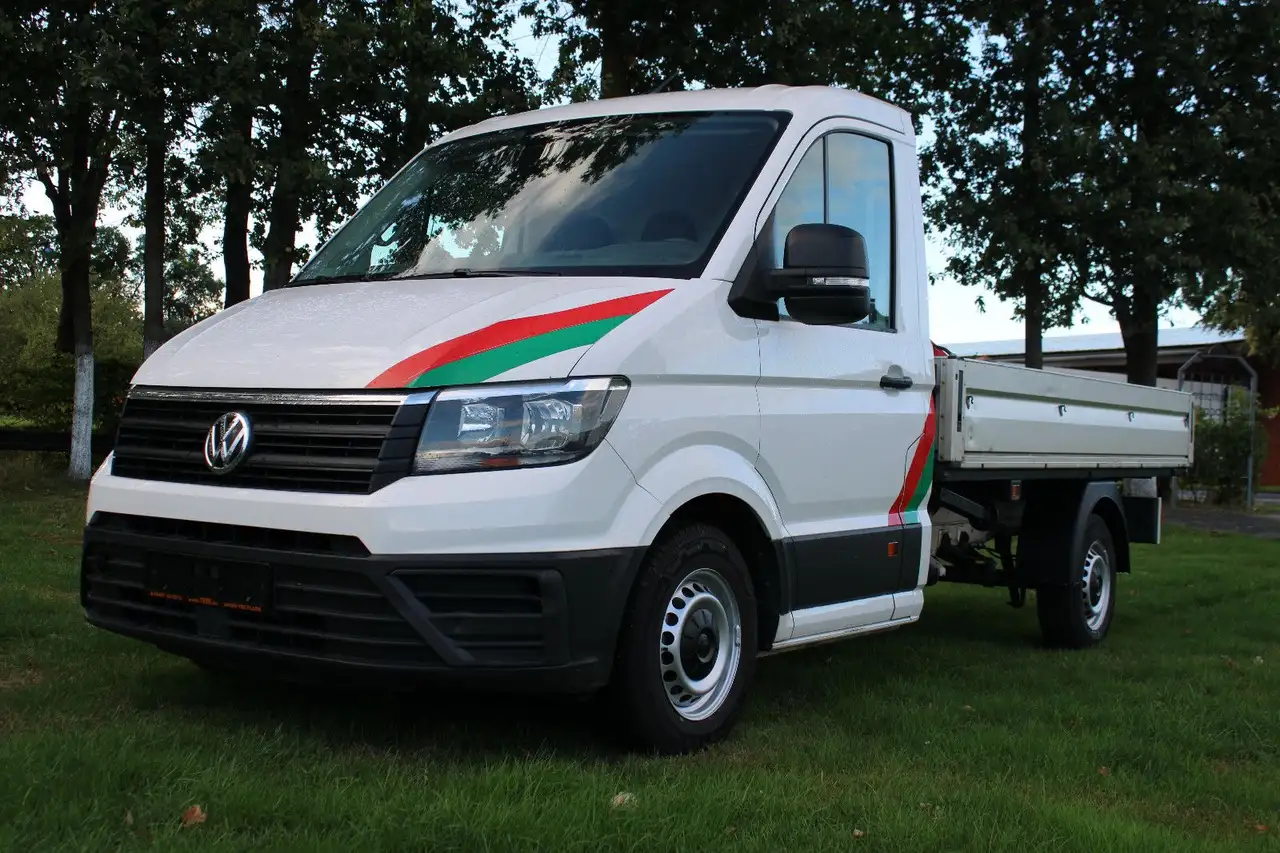 Volkswagen Crafter Pritsche 35 mittellang FWD — photo 1 of 17