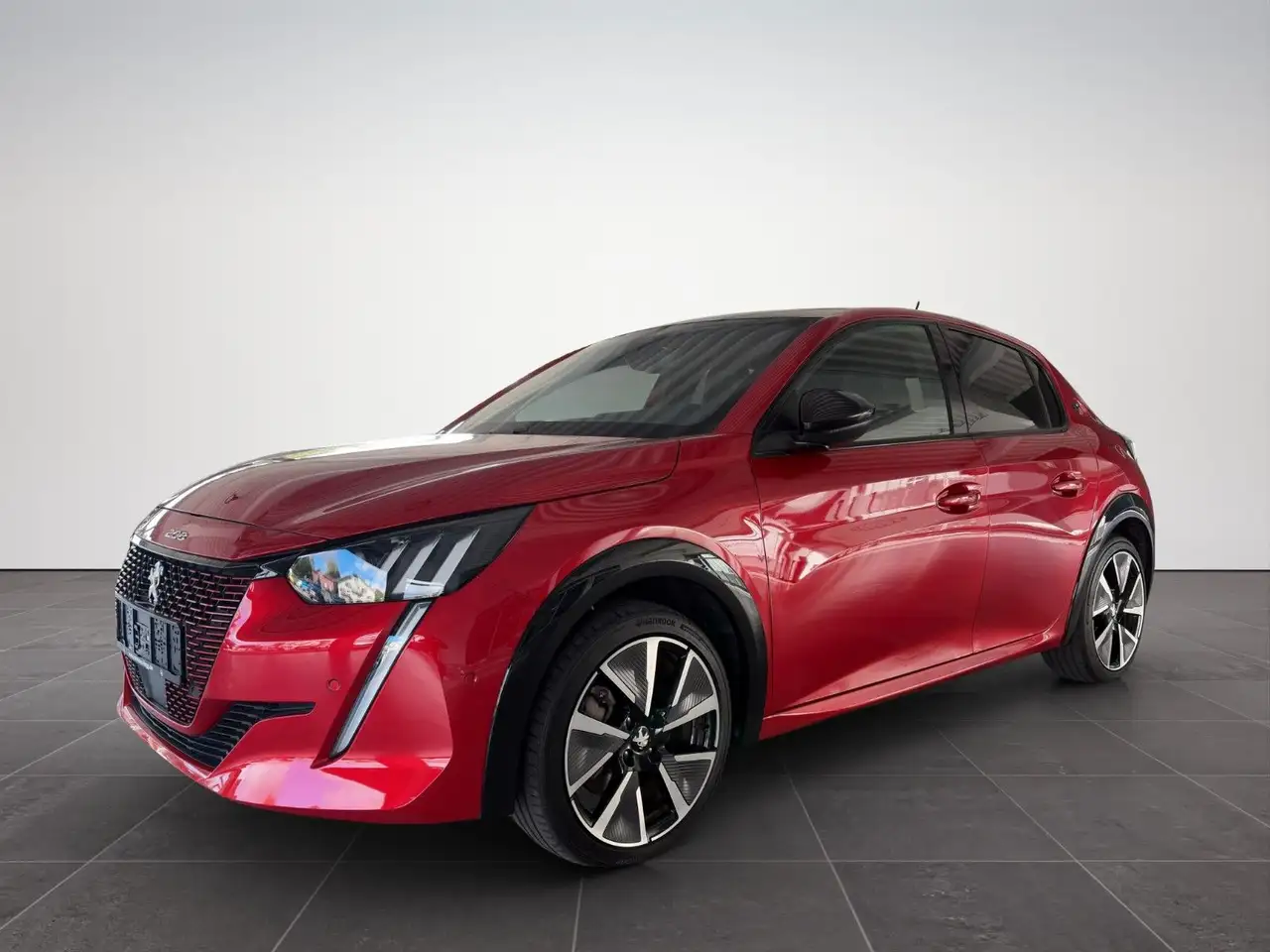 Peugeot 208 e-GT Pack/SHZ/NAVI/PDC V+H/8-FACH — photo 1 of 15