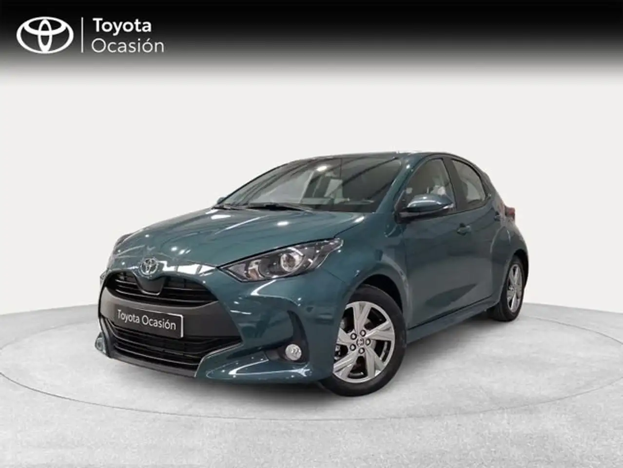 Toyota Yaris 1.5 120H Active Plus — photo 1 of 23