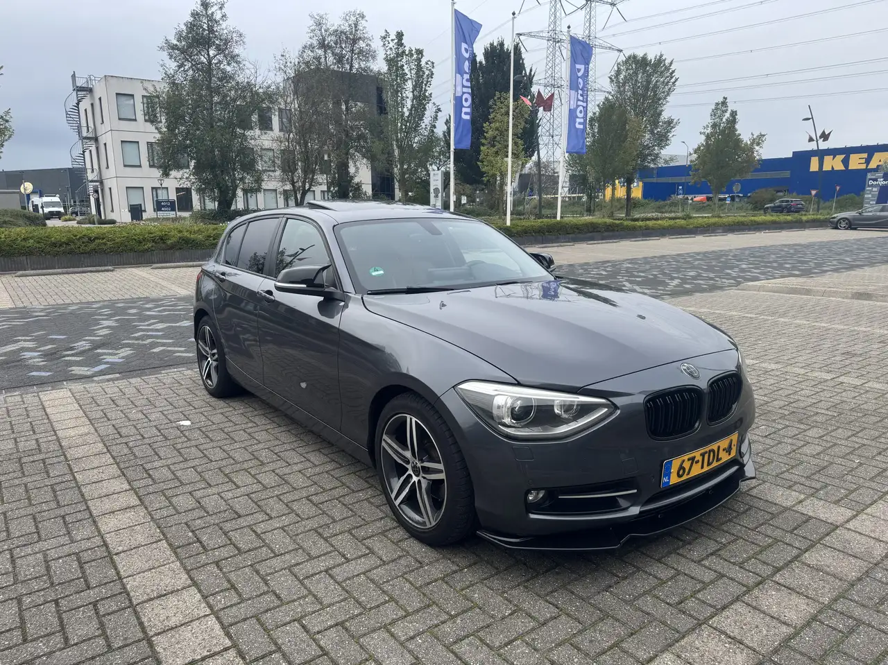 BMW 118 118i Business+ — photo 1 of 18