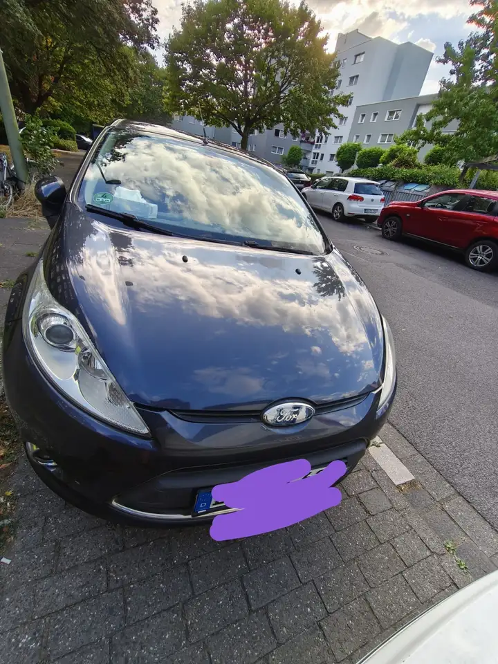 Ford Fiesta 1.25 Trend — photo 1 of 8