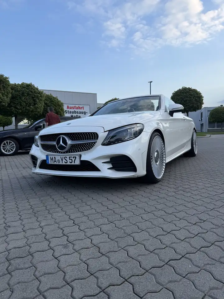 Mercedes-Benz C 300 C300 D Amg Line Mit 20 Zoll Felgen — photo 1 of 15